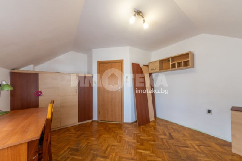 Till salu  3+ sovrum Varna , Kolhozen pazar , 122 kvm | 88869155 - bild [7]