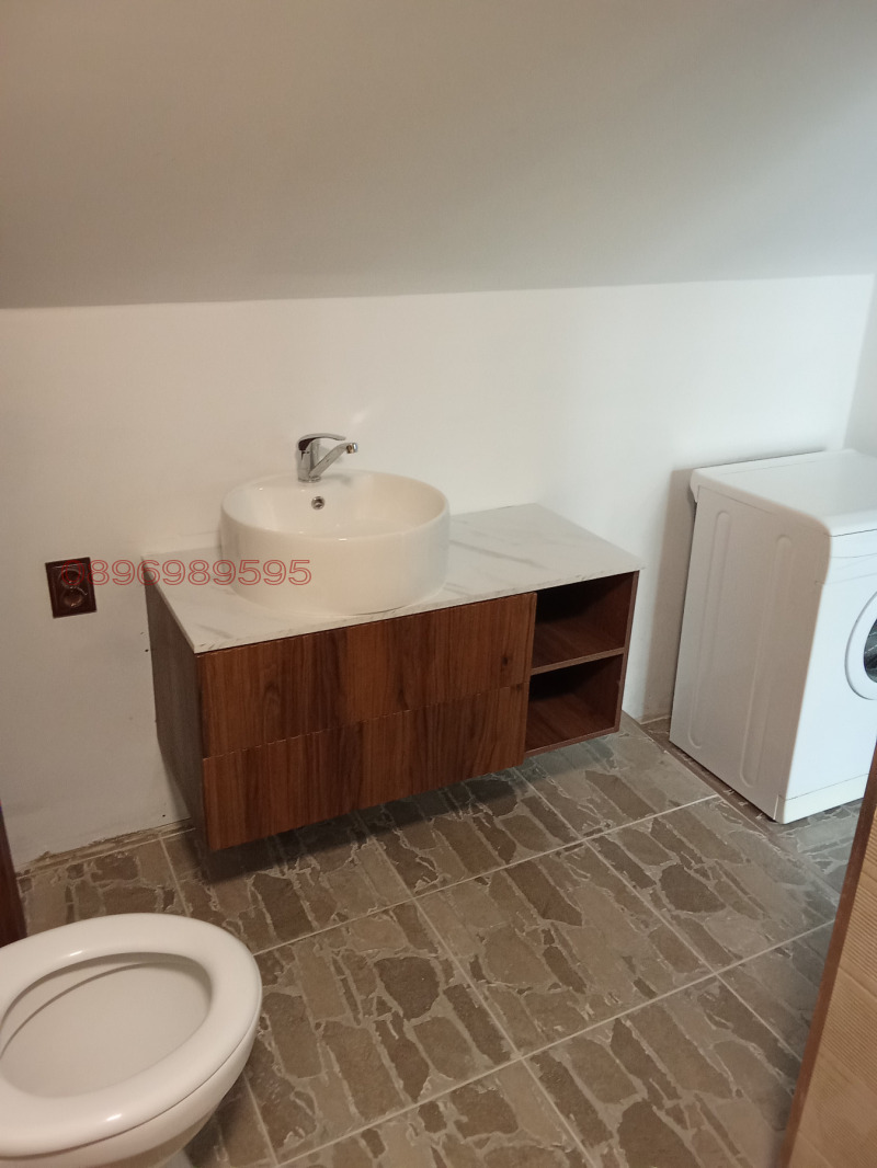 Продава АТЕЛИЕ, ТАВАН, гр. Хасково, Център, снимка 8 - Апартаменти - 52882290