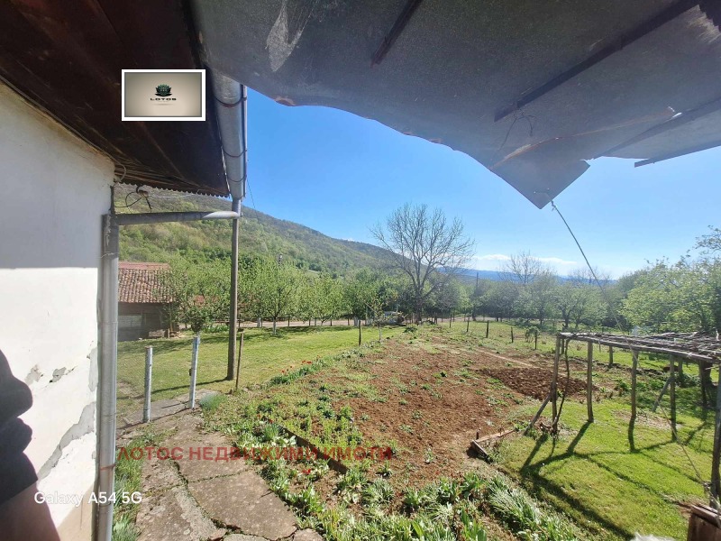 Продава  Къща област Велико Търново , с. Блъсковци , 35 кв.м | 41191412 - изображение [11]