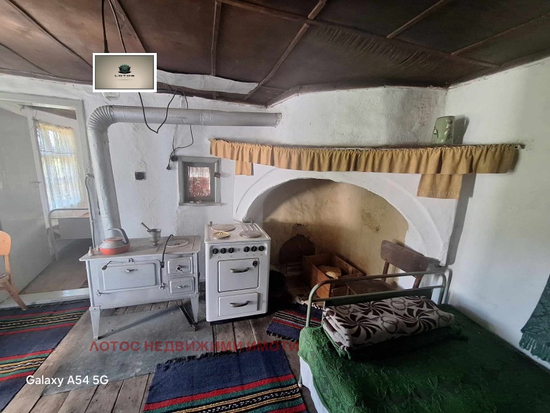 Продава  Къща област Велико Търново , с. Блъсковци , 35 кв.м | 41191412 - изображение [15]