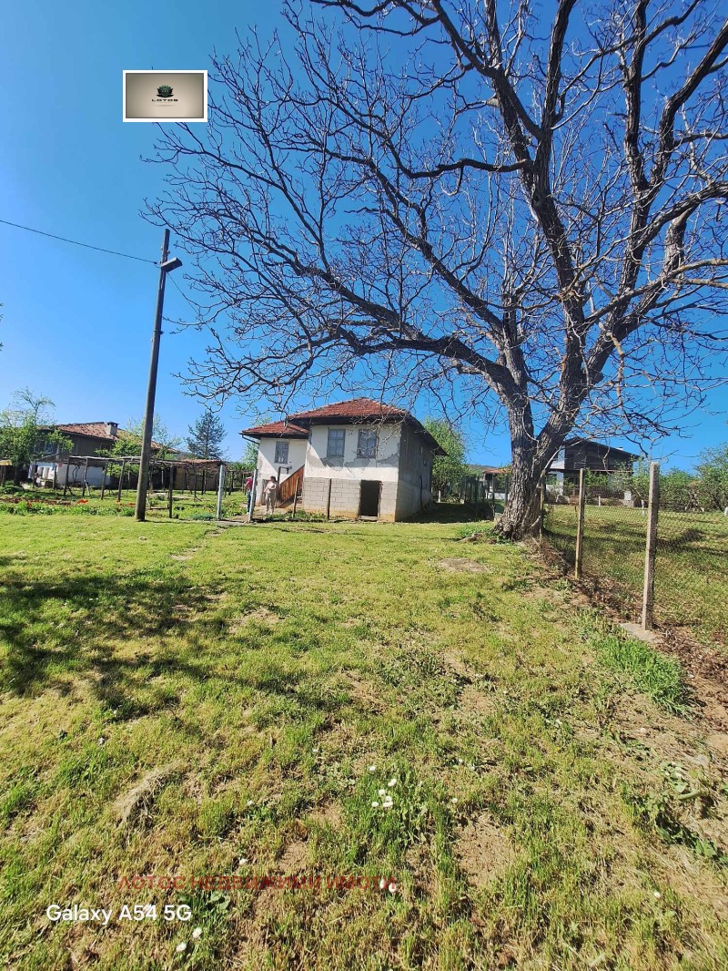 Продава  Къща област Велико Търново , с. Блъсковци , 35 кв.м | 41191412