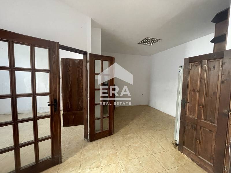 Продава  Магазин, град Русе, Широк център •  181 500 EUR • ID 44132806 — holmes.bg - [1] 