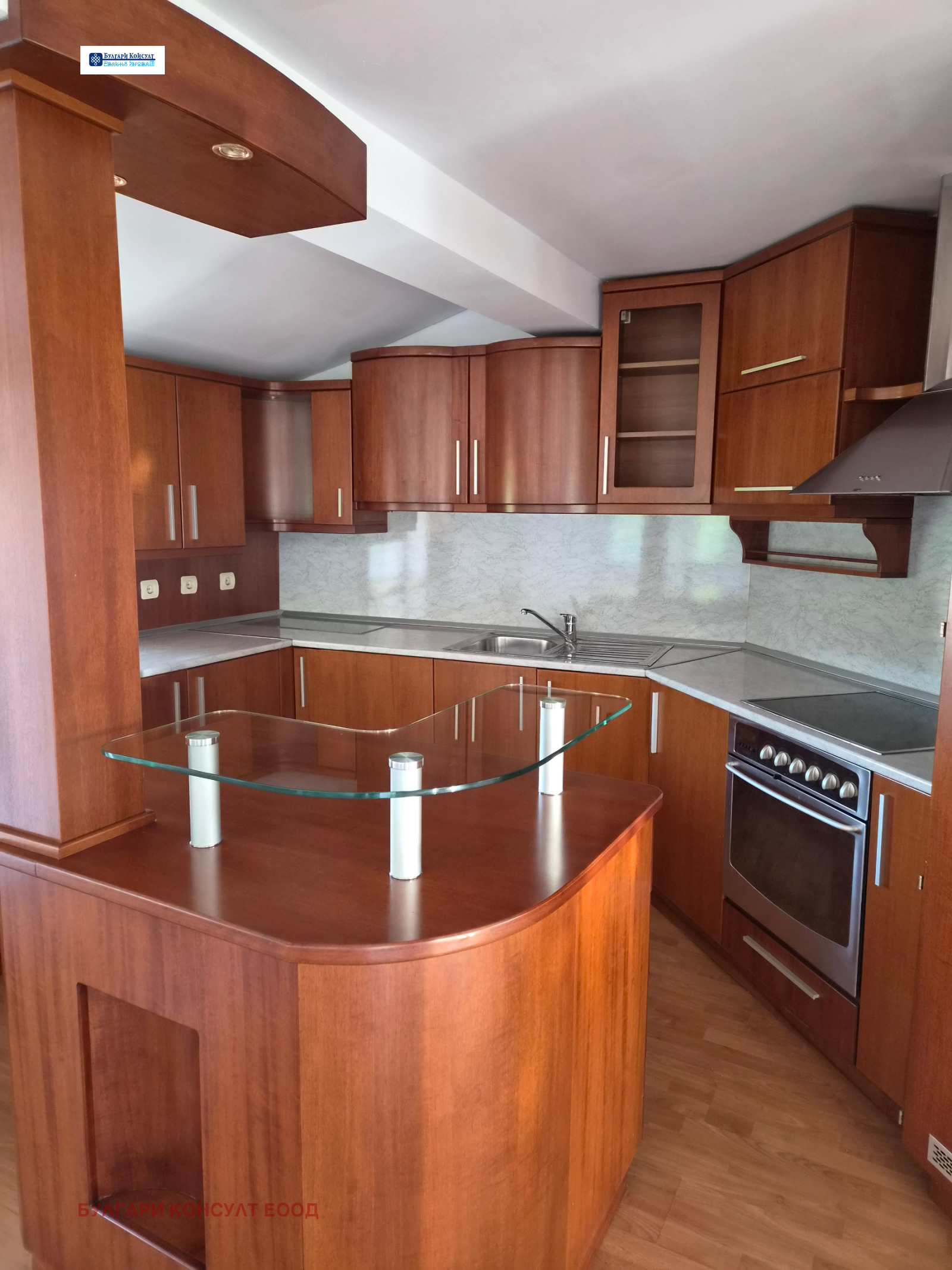 Продава МНОГОСТАЕН, гр. Кюстендил, Център, снимка 6 - Апартаменти - 55786716