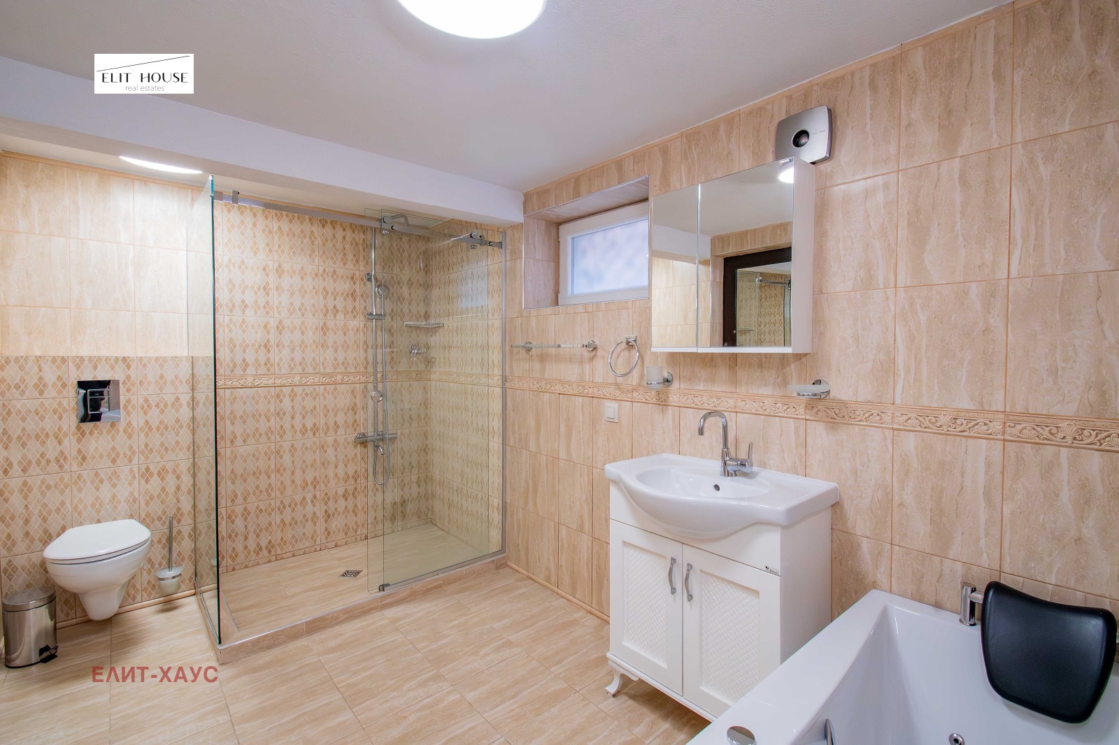 Продава КЪЩА, гр. София, Оборище, снимка 3 - Къщи - 52543671