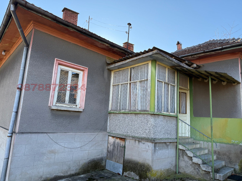 Продава КЪЩА, с. Търговище, област Видин, снимка 2 - Къщи - 53072063