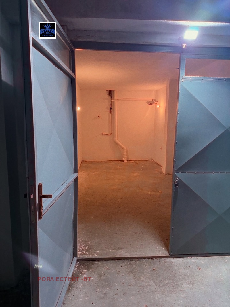 Продава ГАРАЖ, ПАРКОМЯСТО, гр. Велико Търново, Бузлуджа, снимка 3 - Гаражи и паркоместа - 53003734