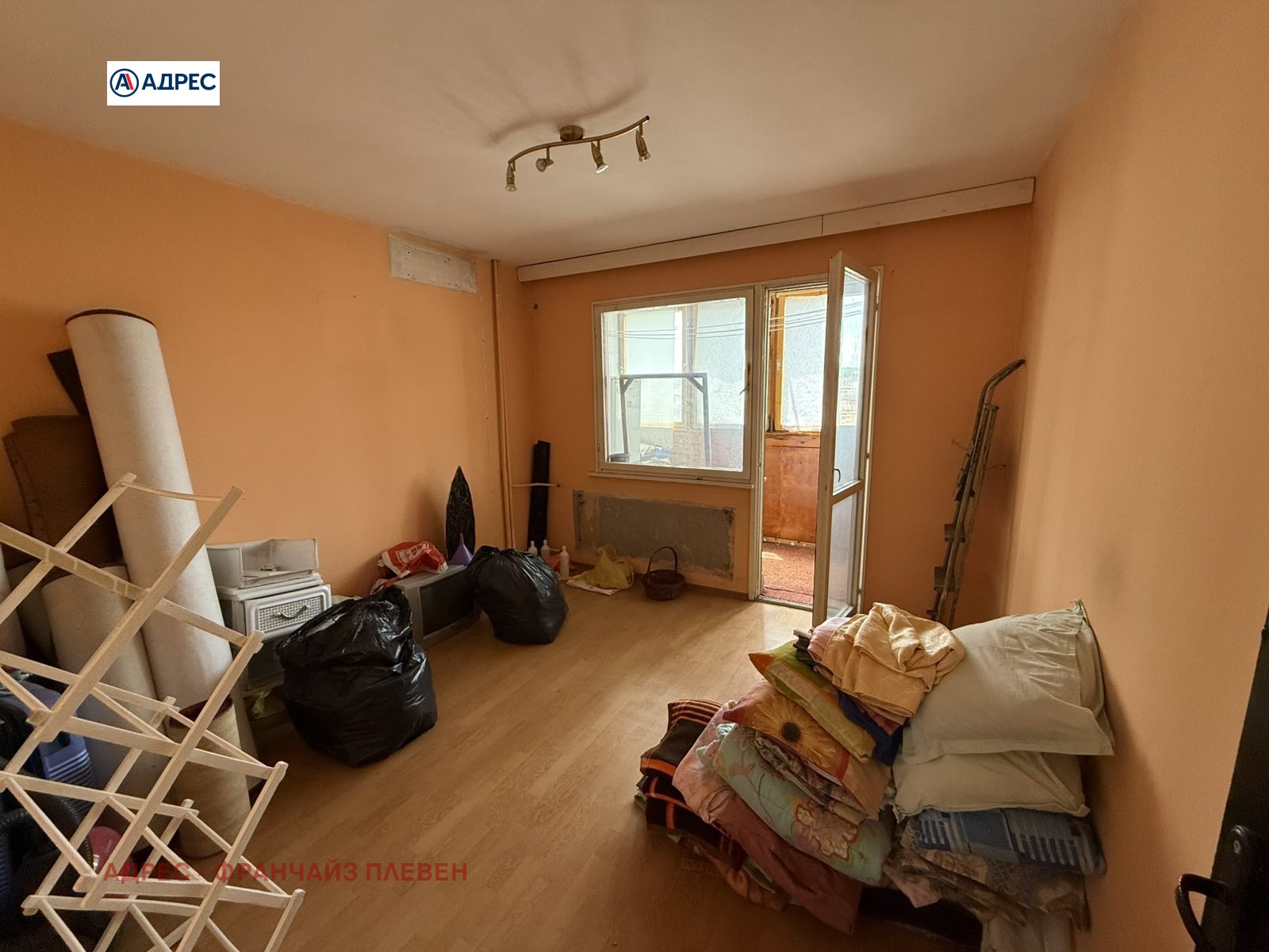 Продава 3-СТАЕН, гр. Плевен, Идеален център, снимка 2 - Апартаменти - 54995103