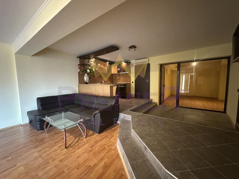 En venta  2 dormitorios Varna , m-t Alen mak , 158 metros cuadrados | 74826712