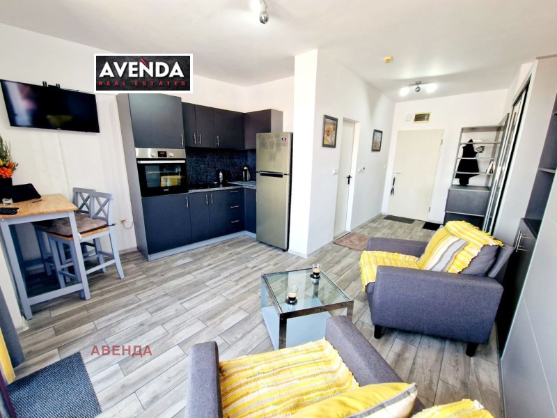 Продава  Ателие, таван област Бургас , гр. Ахелой , 42 кв.м | 50696198