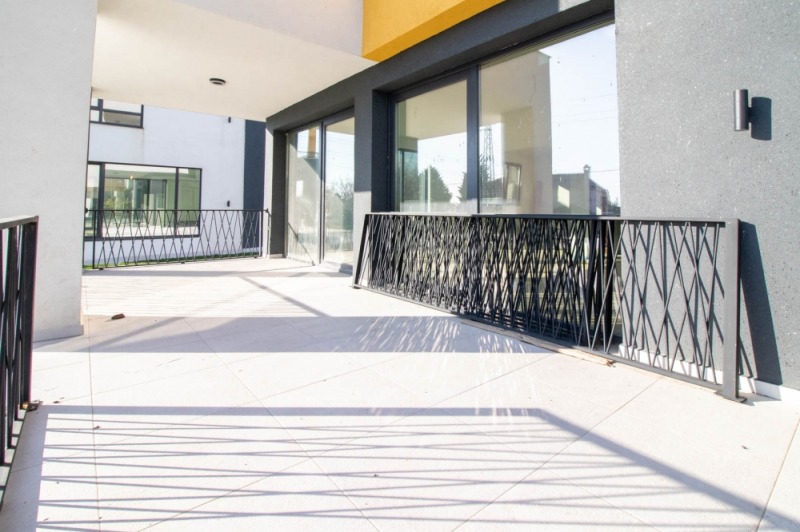 Продава КЪЩА, гр. Сливен, в.з. Сливен, снимка 3 - Къщи - 53016571