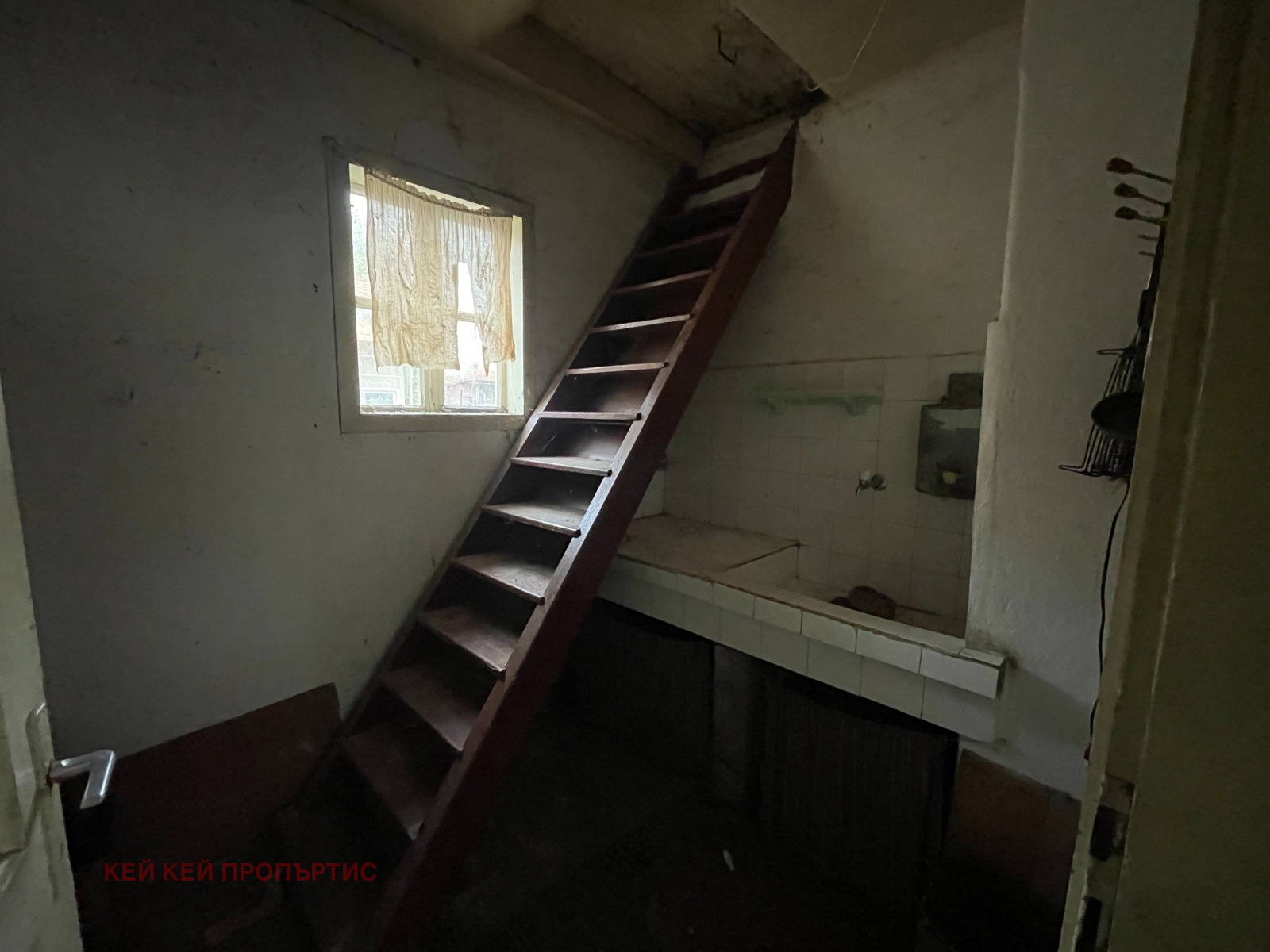 Продава КЪЩА, с. Горна Росица, област Габрово, снимка 5 - Къщи - 54101770