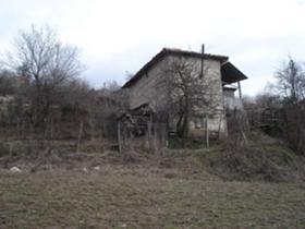 Продажба на имоти в с. Черешница, област Благоевград - изображение 1 