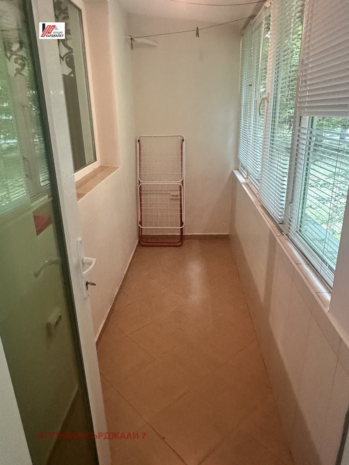 Продава 2-СТАЕН, гр. Кърджали, Център, снимка 4 - Апартаменти - 55896921