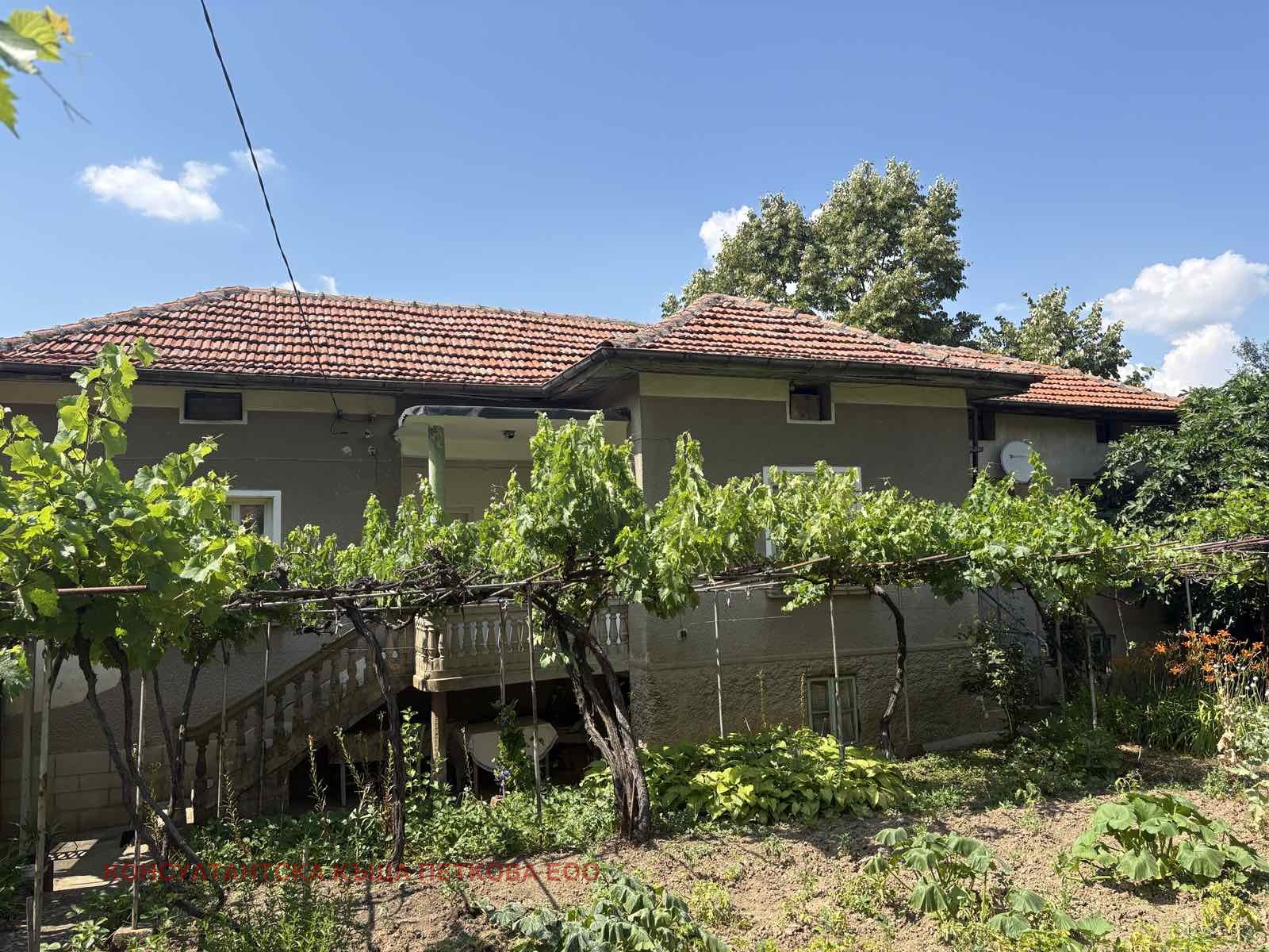 Продава КЪЩА, с. Деветаки, област Ловеч, снимка 1 - Къщи - 55922645