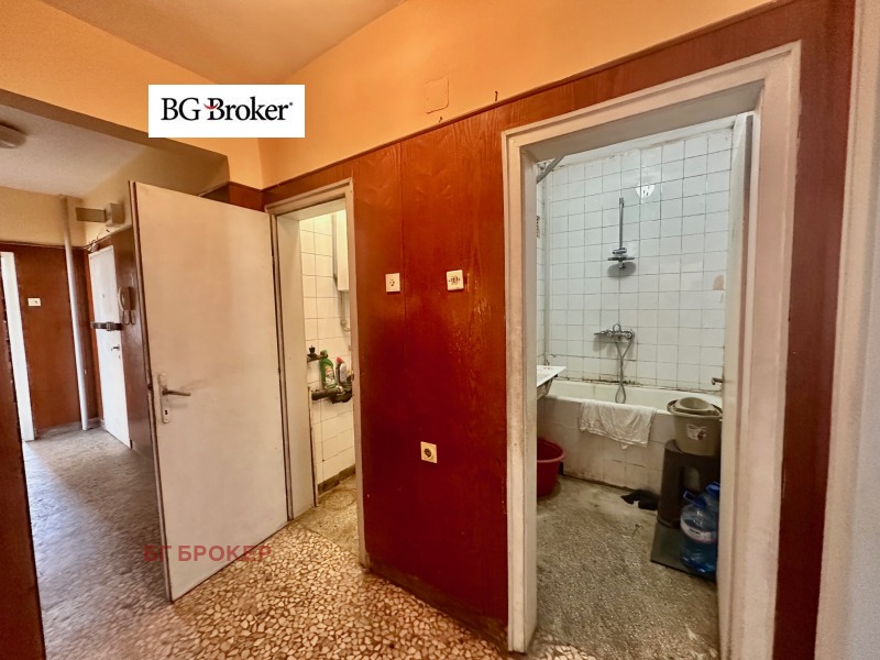 Продава 3-СТАЕН, гр. Бургас, Център, снимка 7 - Апартаменти - 52220592