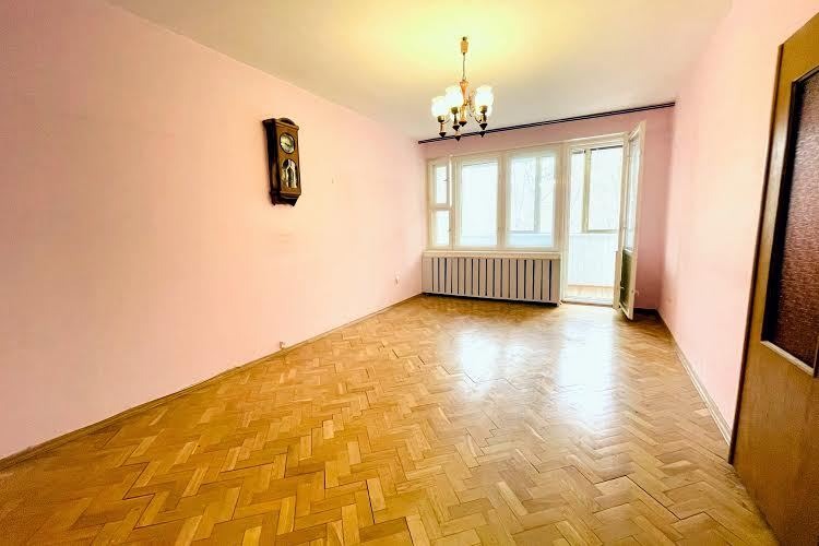 Продава 3-СТАЕН, гр. София, Света Троица