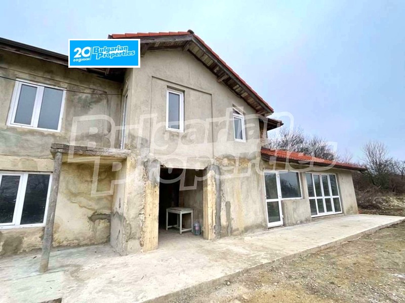 Продава КЪЩА, с. Изгрев, област Варна, снимка 3 - Къщи - 45339373