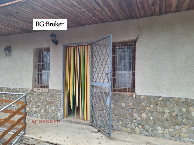 Продава КЪЩА, област Бургас, с. Кошарица • 66000 € / 129084.78 лв. • 99215981 1