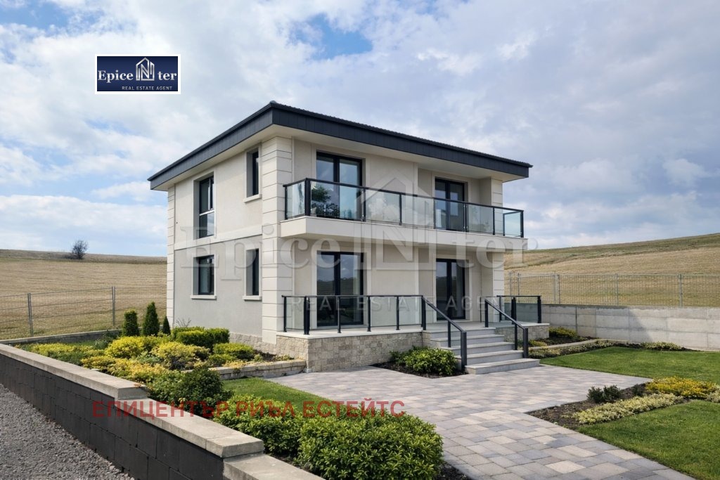 Продава КЪЩА, с. Дивотино, област Перник, снимка 2 - Къщи - 53778708