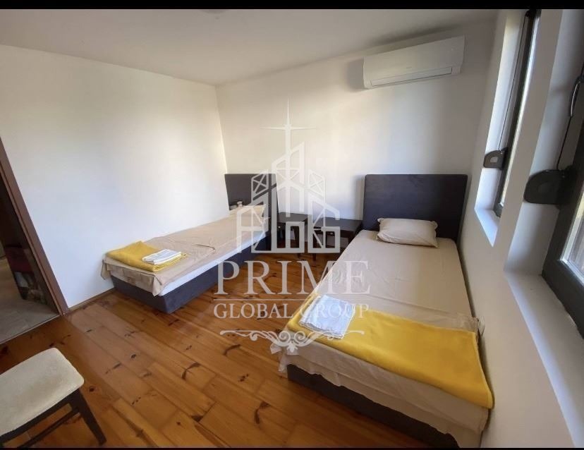 Продава КЪЩА, с. Юнец, област Варна, снимка 8 - Къщи - 54252932