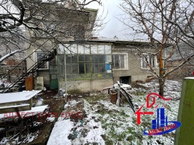 House Divdyadovo, Shumen