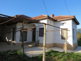 Casa Dropla, regiunea Dobrich 3