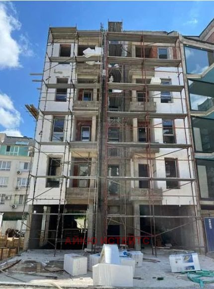 Na prodej  1 ložnice Sofia , Goce Delčev , 76 m2 | 99598090