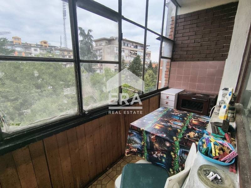 Продава 2-СТАЕН, гр. Велико Търново, Център, снимка 2 - Апартаменти - 52130744