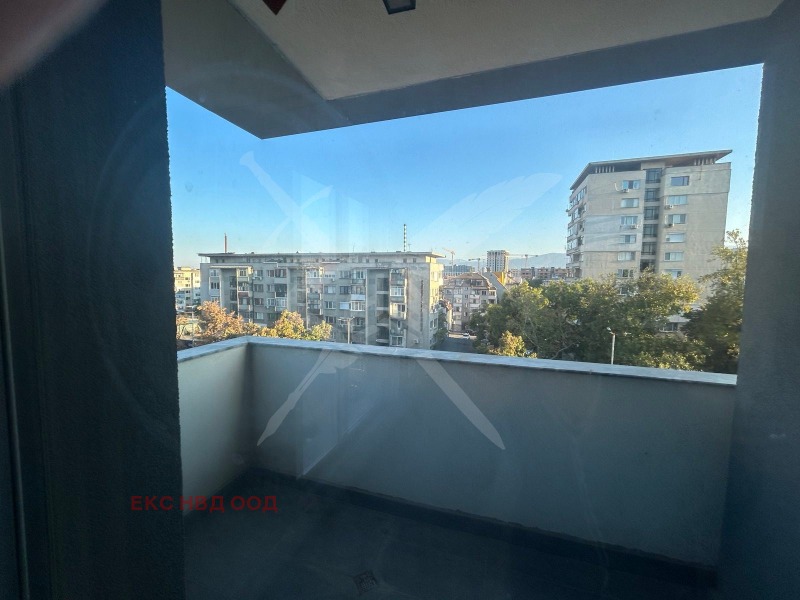 De vânzare  2 dormitoare Plovdiv , Țentâr , 147 mp | 37660106 - imagine [7]