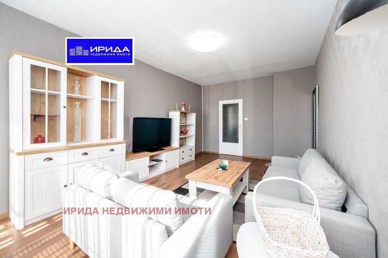 Продава 3-СТАЕН, гр. София, Света Троица, снимка 1 - Aпартаменти - 48104922