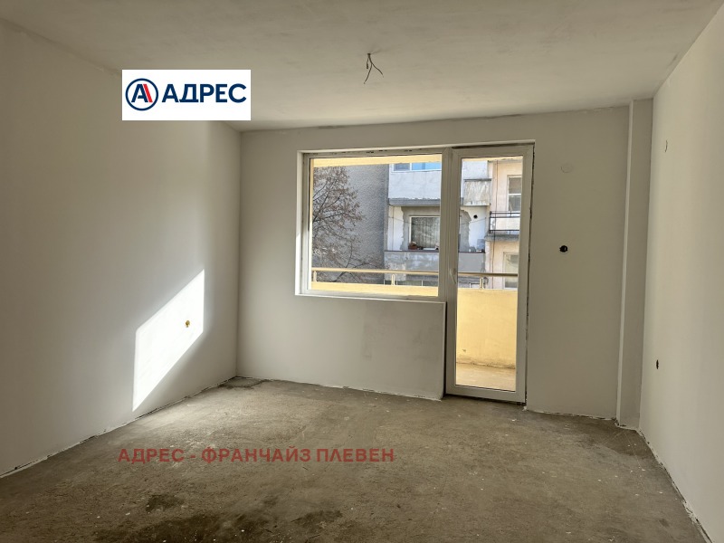 Продава 3-СТАЕН, гр. Плевен, 9-ти квартал, снимка 2 - Апартаменти - 52719156