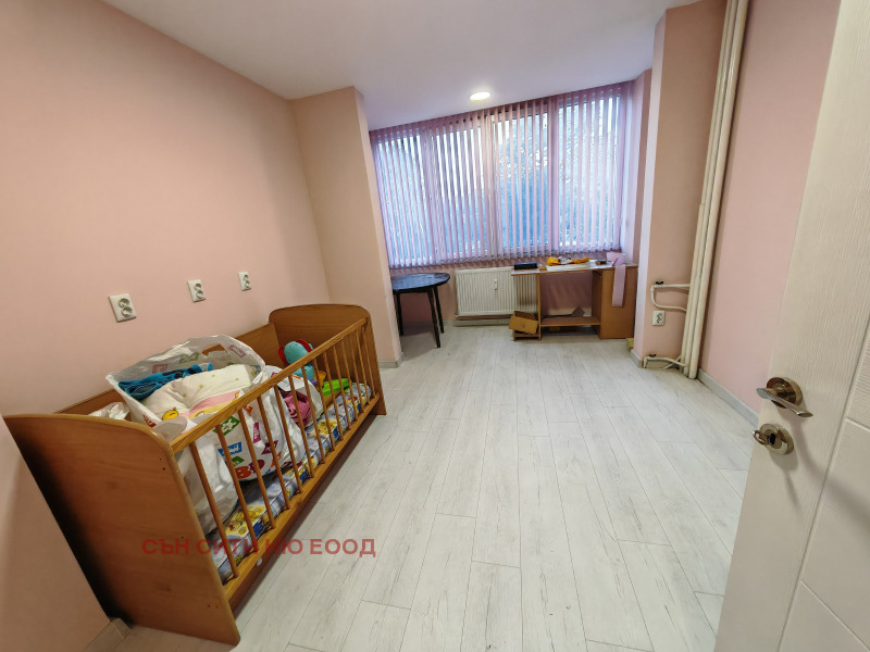 Till salu  3 sovrum Sofia , Suhata reka , 1000 kvm | 20319665 - bild [4]