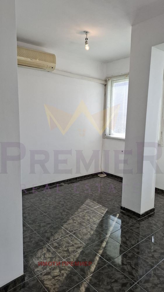 Продава МЕЗОНЕТ, гр. Варна, Зимно кино Тракия, снимка 2 - Aпартаменти - 49113319