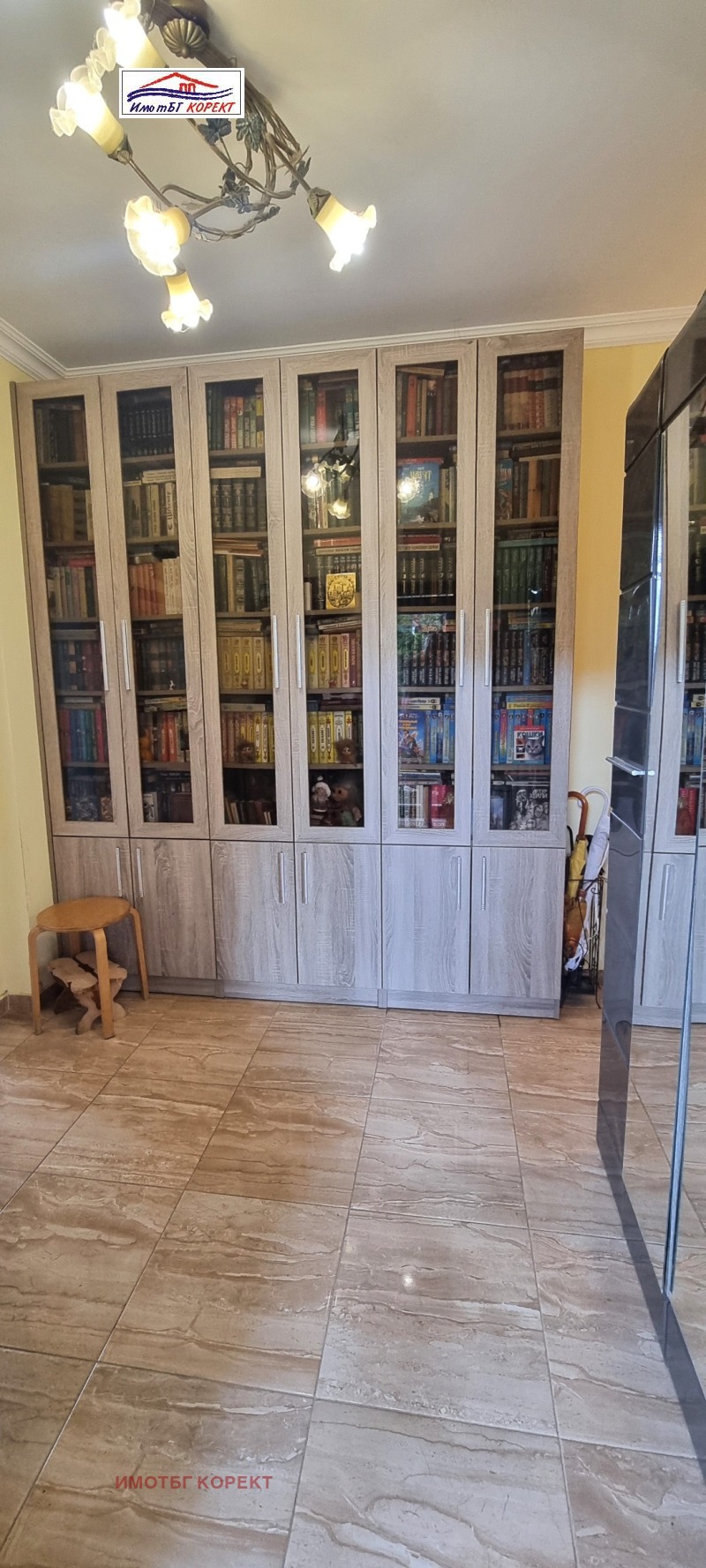 Продава КЪЩА, гр. София, Карпузица, снимка 4 - Къщи - 52302003