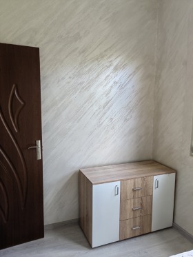 1 dormitorio Komatevo, Plovdiv 6