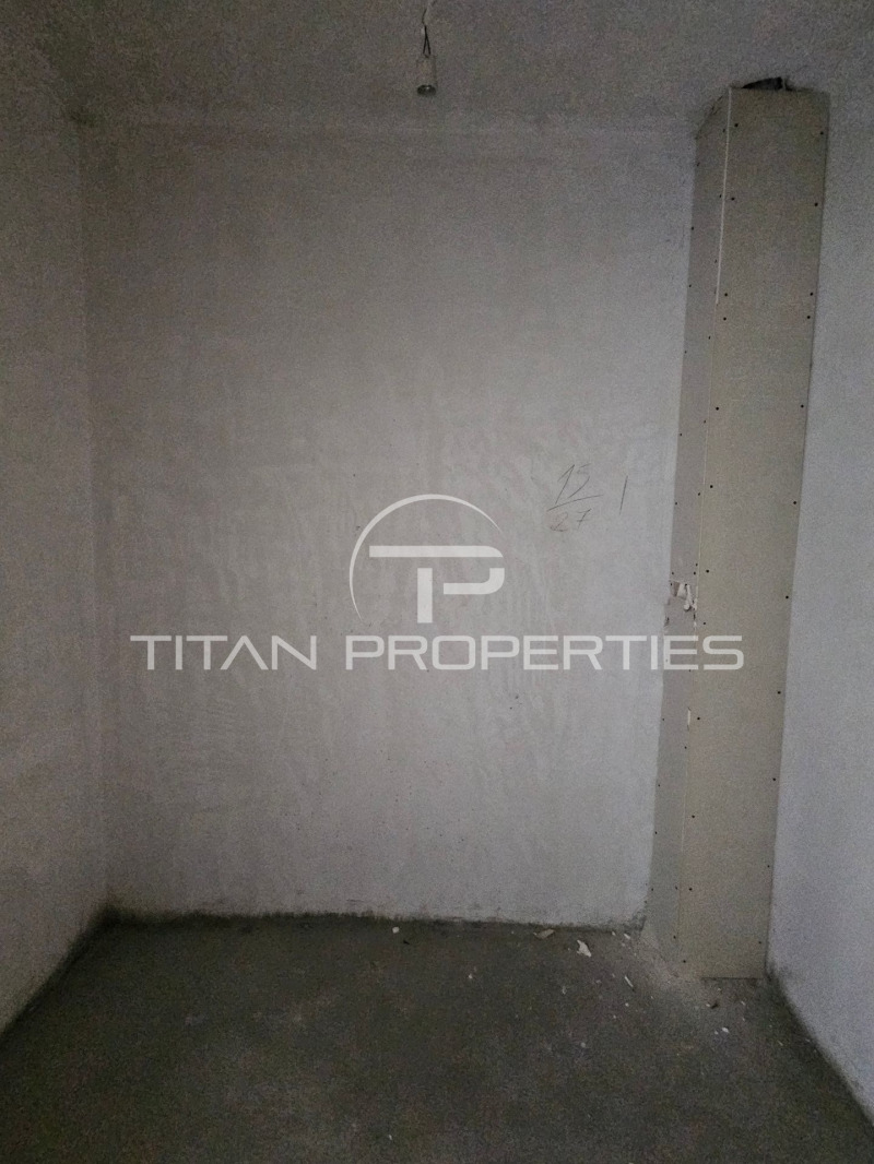 Продава 2-СТАЕН, гр. Пловдив, Остромила, снимка 4 - Апартаменти - 53164140