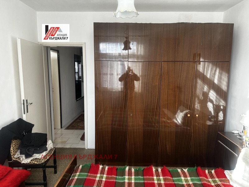 Till salu  3+ sovrum Kardjali , Centar , 130 kvm | 47077598 - bild [15]