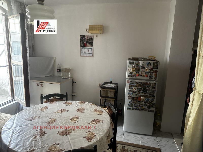 Till salu  3+ sovrum Kardjali , Centar , 130 kvm | 47077598 - bild [5]