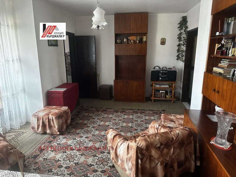 Till salu  3+ sovrum Kardjali , Centar , 130 kvm | 47077598 - bild [7]