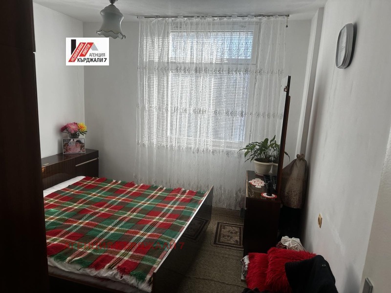 Till salu  3+ sovrum Kardjali , Centar , 130 kvm | 47077598 - bild [11]