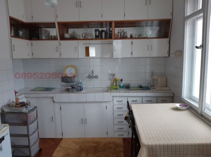 Продава ЕТАЖ ОТ КЪЩА, гр. Севлиево, област Габрово, снимка 6 - Етаж от къща - 52785413