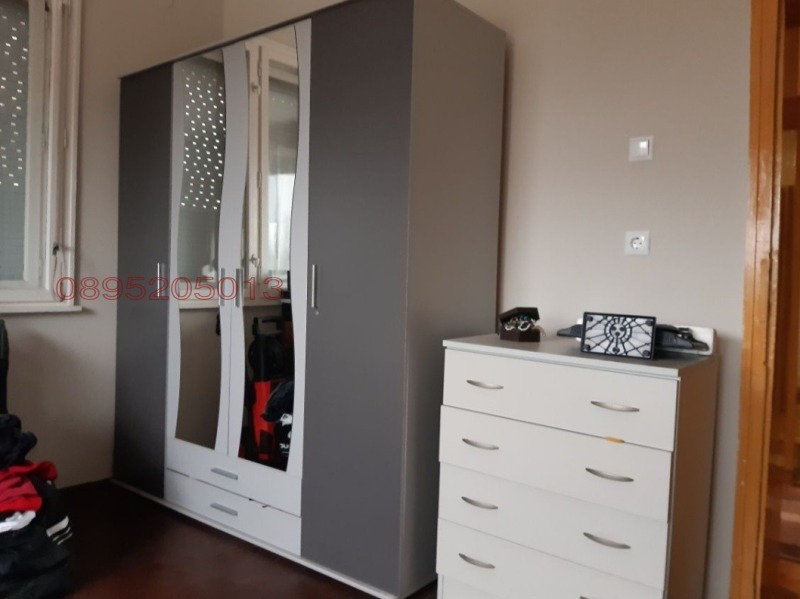 Продава ЕТАЖ ОТ КЪЩА, гр. Севлиево, област Габрово, снимка 8 - Етаж от къща - 52785413