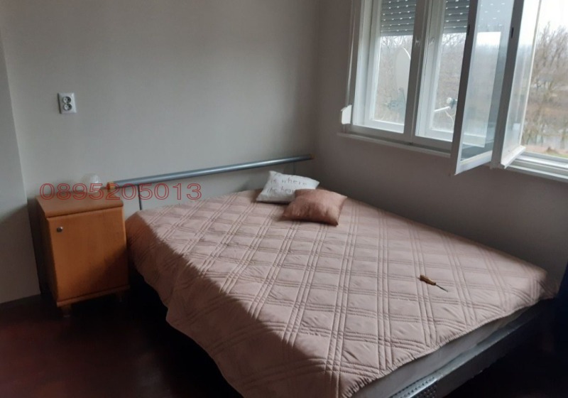 Продава ЕТАЖ ОТ КЪЩА, гр. Севлиево, област Габрово, снимка 7 - Етаж от къща - 52785413