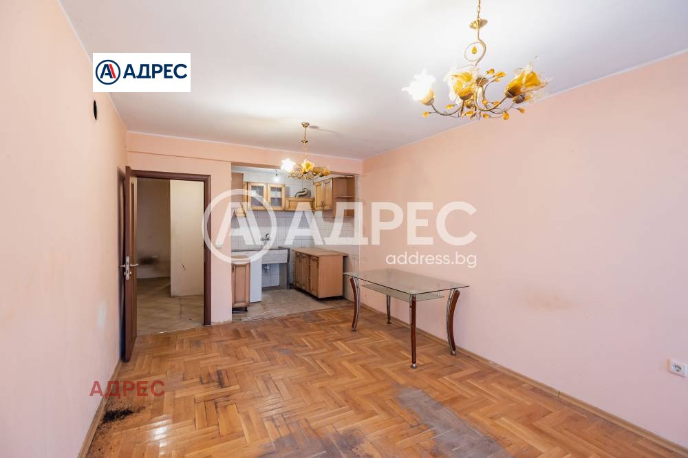 Продава 2-СТАЕН, гр. Варна, Окръжна болница-Генерали, снимка 2 - Апартаменти - 53883170