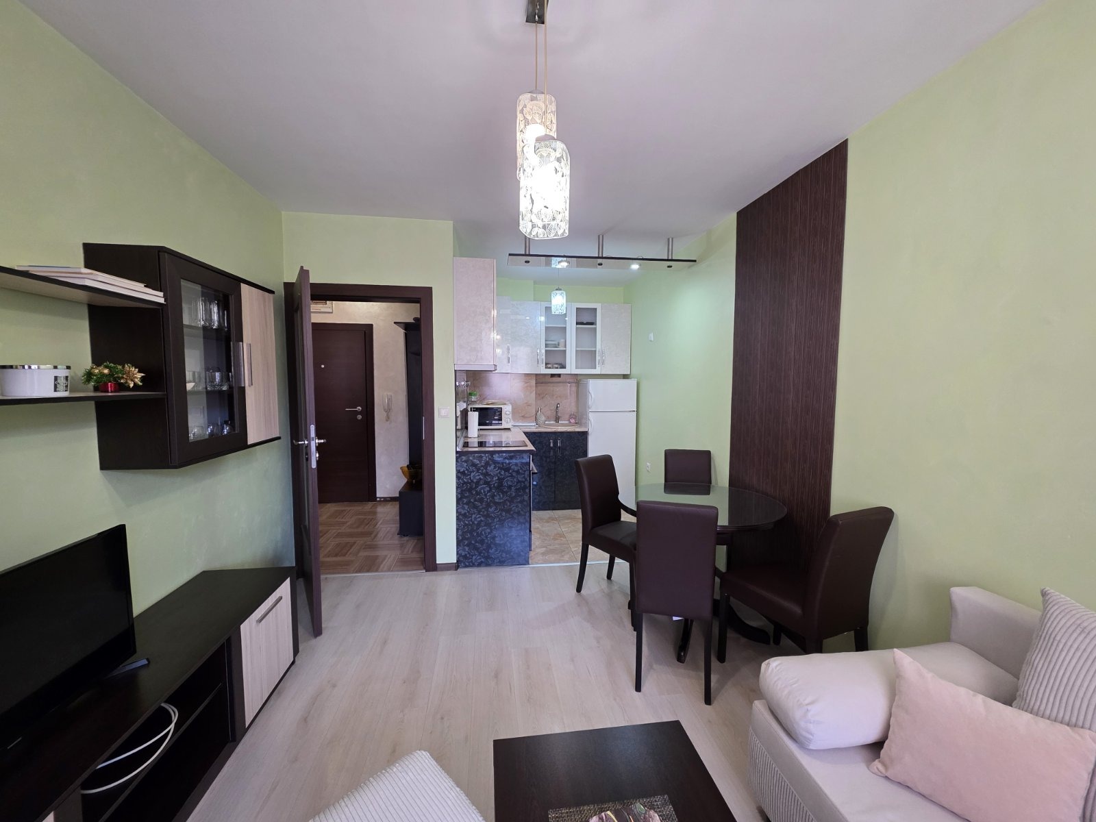 Продава 2-СТАЕН, гр. Пловдив, Христо Смирненски