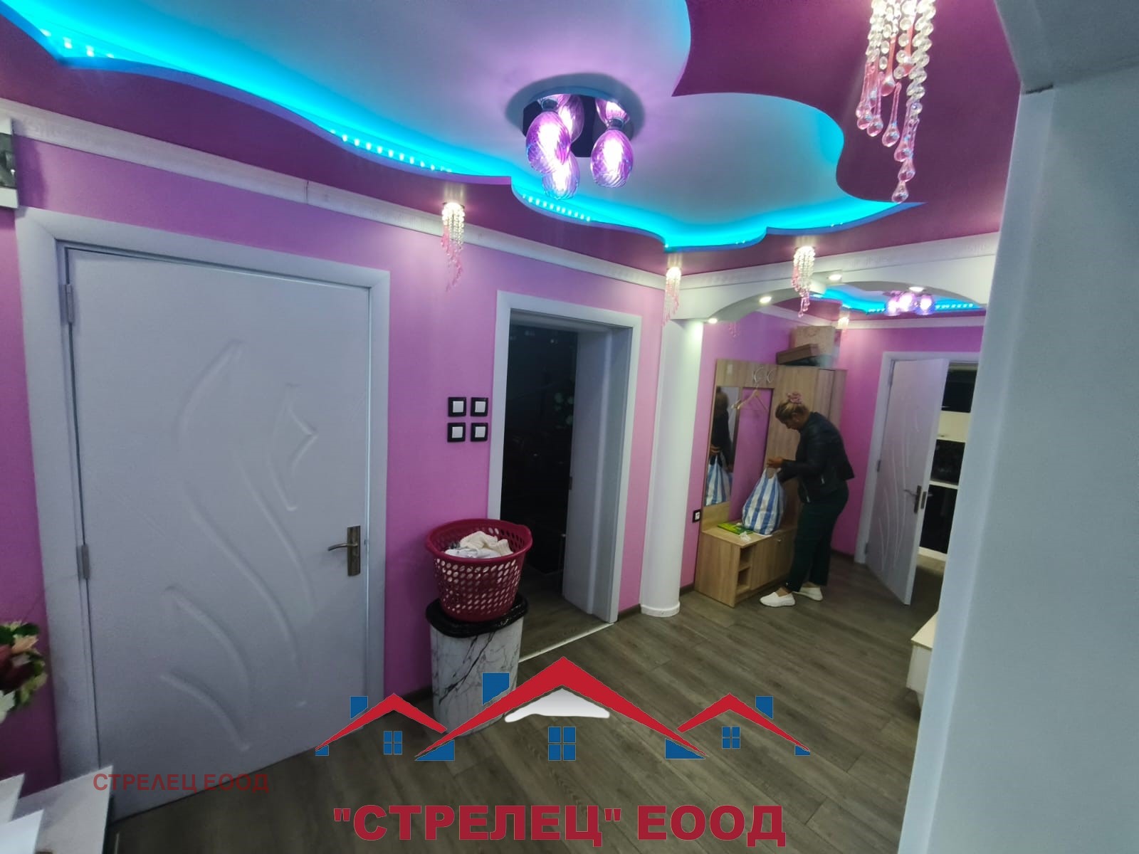 Продава КЪЩА, гр. Генерал Тошево, област Добрич, снимка 8 - Къщи - 56323206