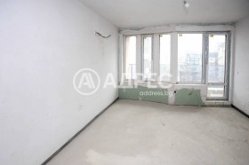 1 chambre Tsentar, Sofia