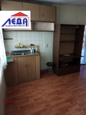 Casa 9-ti kvartal, Pleven