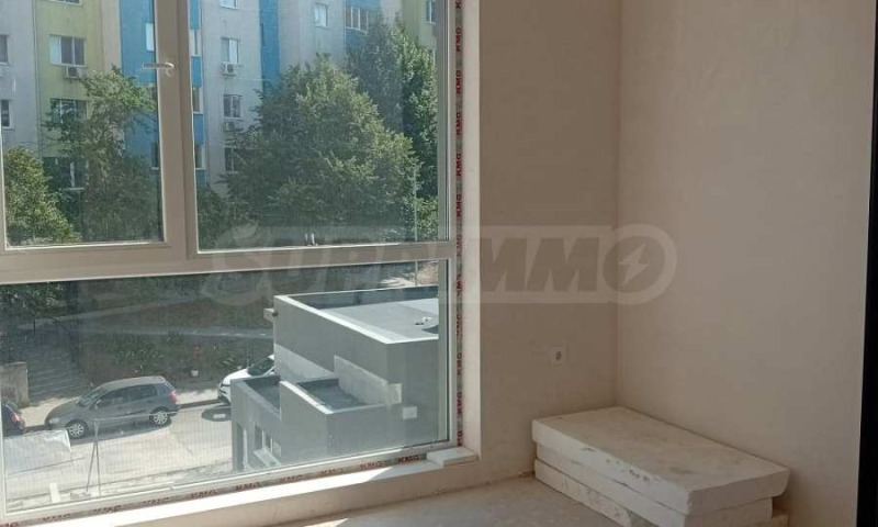 Продава 2-СТАЕН, гр. Бургас, област Бургас, снимка 2 - Апартаменти - 51810917