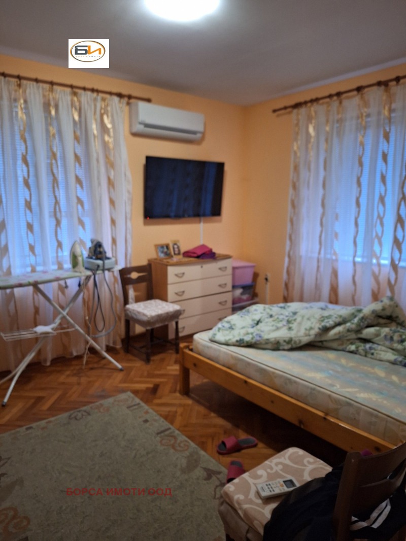 Продава 2-СТАЕН, гр. Враца, Център, снимка 2 - Апартаменти - 52703681